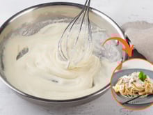 Chega de molho branco amador: aprenda essa receita do TudoGostoso que é muito mais fácil de fazer e é um béchamel maravilhoso