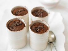 Brownie de framboesa e avelã