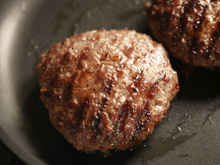 Como fazer hambúrguer caseiro barato: receita completa e dicas para o lanche perfeito