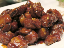 Como fazer carne de porco agridoce: uma receita suculenta e perfeita para servir com arroz branco soltinho