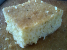 Broa de fubá com queijo