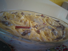 Fetutine ao molho branco com filé gratinado