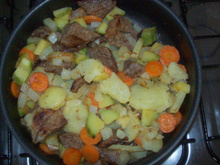 Carne com legumes