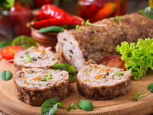 Rocambole de carne fácil e gostoso