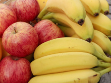 Maçã ou banana: qual fruta é melhor para quem tem glicose alta? A resposta pode surpreender