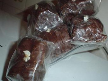 Bolo de maçã com nozes e passas