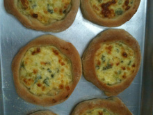 Esfirra aberta de carne