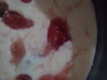 Moça de morango
