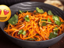 Como essa salada rápida de cenoura toda segunda-feira desde que a minha sogra ensinou: é a combinação perfeita de doçura, acidez e sabor