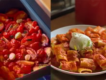 "Nunca mais comprei molho pronto: esse molho de tomate assado transforma qualquer macarrão