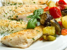 Filé de merluza com batata ao forno