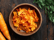 Crocantes e saudáveis: aprenda a transformar cenoura em um snack delicioso pronto em poucos minutos