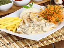 Estrogonofe de frango com cream cheese