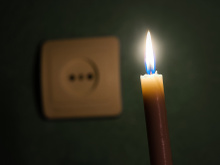 Acabou a luz em casa? Isso é o que os especialistas dizem que você deve fazer