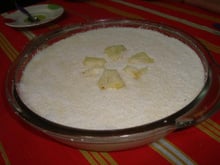 Pavê de coco com ameixa