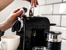 Cafeteira de cápsula: Veja três modelos por até R$ 500 para ter em casa