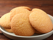 Bolachinha caseira que derrete na boca, com o mesmo sabor da que a vovó preparava