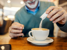 Adoçantes podem acelerar o declínio cognitivo em até 62%, segundo estudo inédito da USP