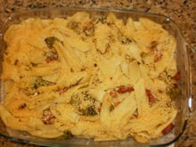 Macarrão especial com brócolis e bacon