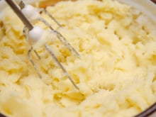 Nem todo purê é feito com leite: veja o que usar em cada tipo de purê