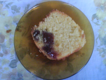 Bolo de fubá com goiabada