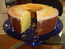 Bolo de laranja com casca fácil