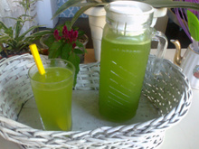 Suco de erva-cidreira (capim cidreira)