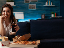 Cuidado com o cérebro: alimentos comuns do dia a dia pioram a memória e prejudicam a saúde cerebral; veja quais são