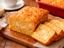 Minha vizinha mineira me ensinou e é tão fácil que faço toda semana: pão de forma com flocão de milho que já sai recheado do forno