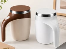 Caneca viral do TikTok mistura café sozinha e está por menos de R$ 50