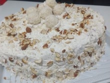 Bolo Raffaello