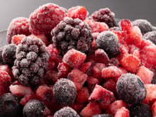 Por que você deve ferver frutas vermelhas congeladas compradas no mercado? TudoGostoso explica por que essa prática é recomendada
