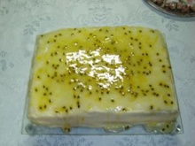 Bolo de maracujá gelado