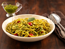 Espaguete Elevadórico ao Pesto Genovês