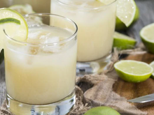 Como curar a ressaca: veja os sucos que vão te salvar depois da bebedeira