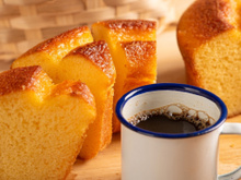 Nem bolo de cenoura, nem bolo de chocolate: esse é o melhor bolo para comer acompanhado de um café quentinho