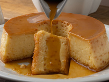 Minha filha disse que não iria comer pudim no Natal para não sair da dieta, então aprendi a fazer essa versão proteica com poucas calorias