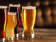 Com espuma cremosa e bem geladinho, por favor: o copo certo para cada tipo de cerveja