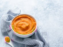 Faço purê de abóbora cabotiá há 8 anos, queria que tivessem me passado essa receita de micro-ondas antes (é muito mais fácil de fazer!)