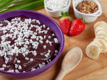 Mousse de açaí com tapioca
