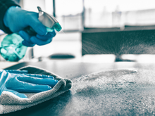 Cozinha limpa e cheirosa o tempo todo: os melhores produtos para higienizar o ambiente