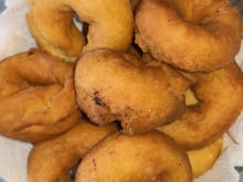 Biscoito frito de trigo