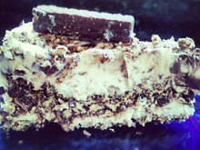 Torta de brigadeiro, sorvete e bis