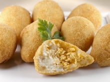 Coxinha de frango com brie: como fazer essa receita irresistível
