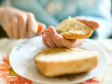 Como amolecer a manteiga: 4 truques rápidos e eficientes