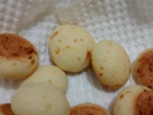 Pão de queijo com casquinha crocante