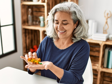 Poucos sabem, mas o ômega-3 combinado com essa vitamina pode ser a melhor dupla de suplementação para retardar o envelhecimento