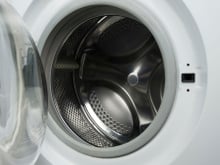 Nem sabão, nem amaciante: esse é o truque para que suas roupas saiam da máquina de lavar com cheiro de limpas