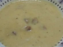 Sopa de batata simples com calabresa