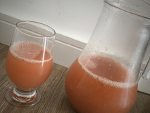 Suco de uva com morango